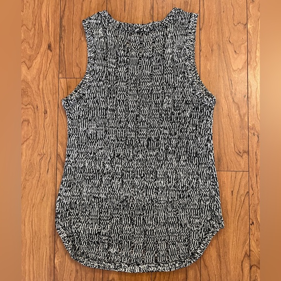 ELLEN TRACY Medium Scoop Neck Black & White Sleeveless Knit Top Cotton Stretch - Picture 6 of 7